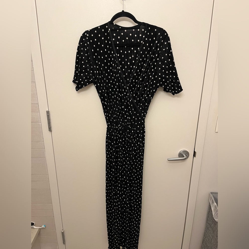 Elegant Black Polka Dot V-neck Jumpsuit